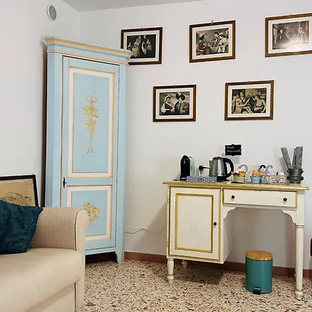 Casa Vacanze, Al Vicolo, Centro Storico Subiaco Exterior photo